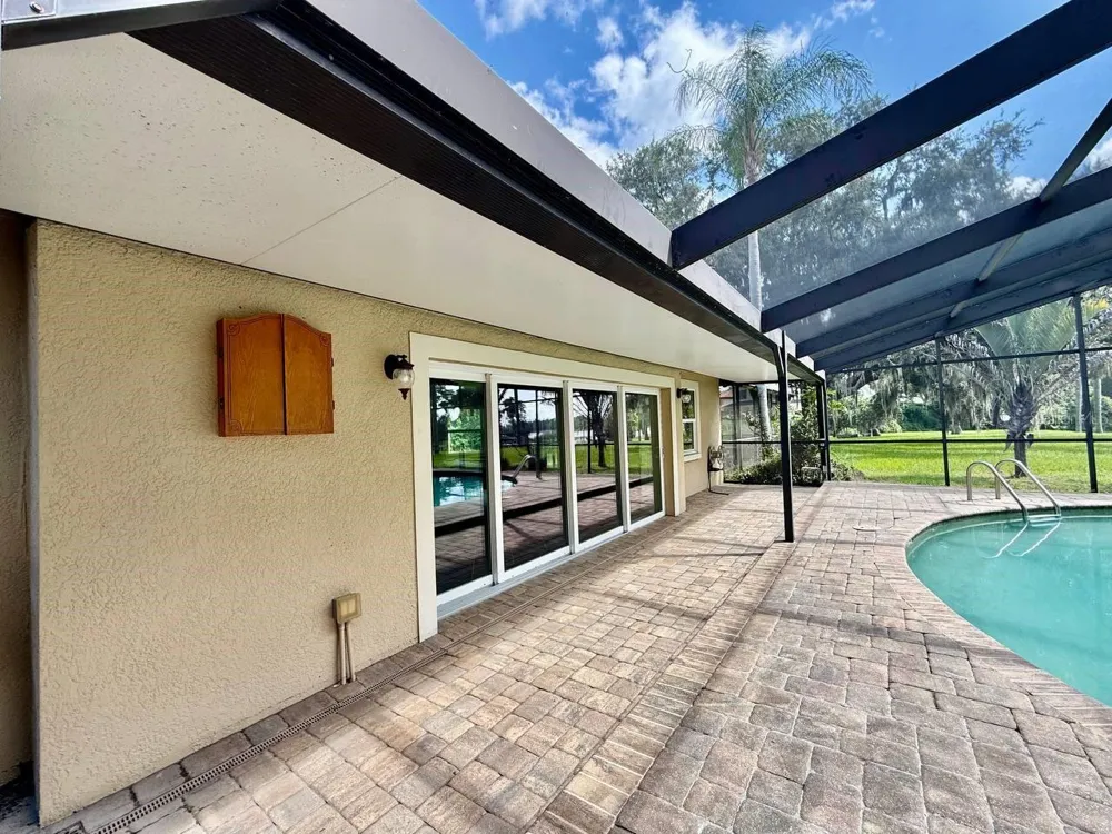 1103 BALLINGER ROAD Lutz, FL 33548