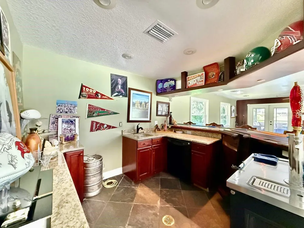1103 BALLINGER ROAD Lutz, FL 33548