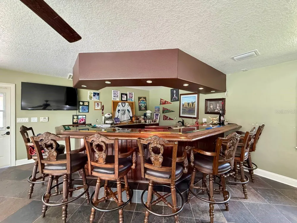 1103 BALLINGER ROAD Lutz, FL 33548