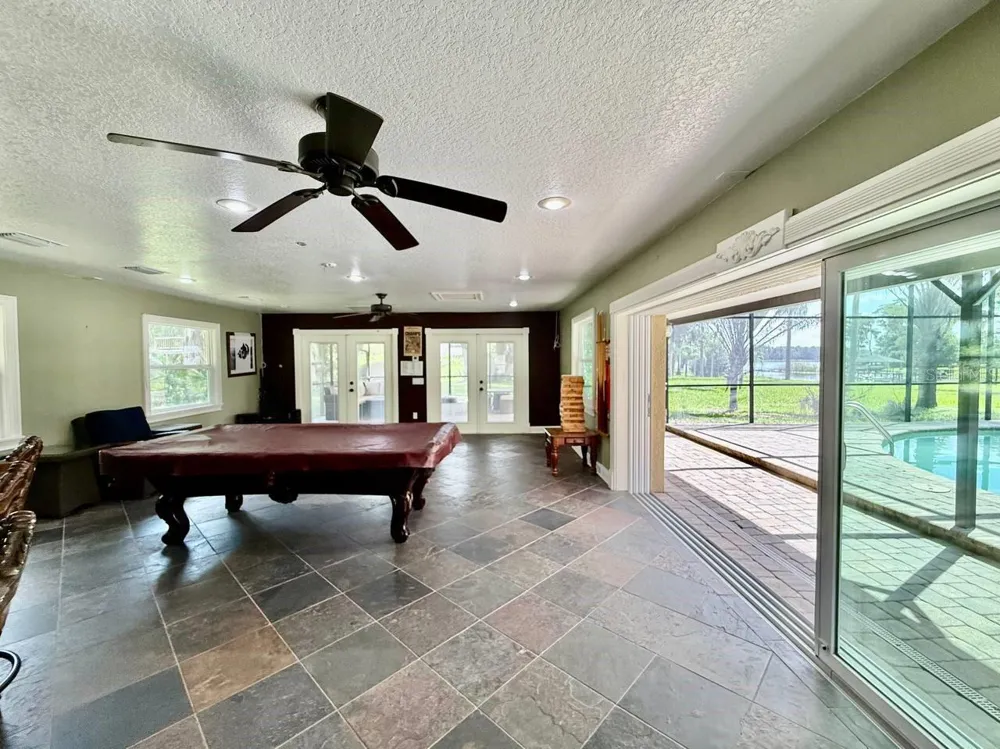 1103 BALLINGER ROAD Lutz, FL 33548