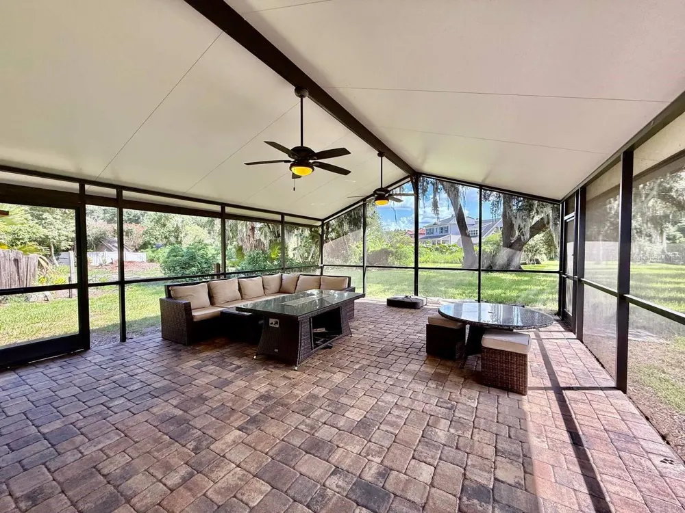1103 BALLINGER ROAD Lutz, FL 33548