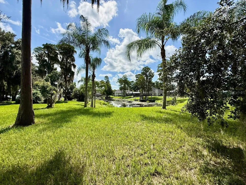 1103 BALLINGER ROAD Lutz, FL 33548