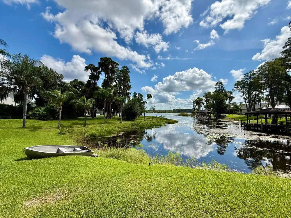 1103 BALLINGER ROAD Lutz, FL 33548