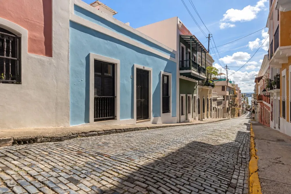 53 SAN JUSTO #A2 San Juan, PR 00901