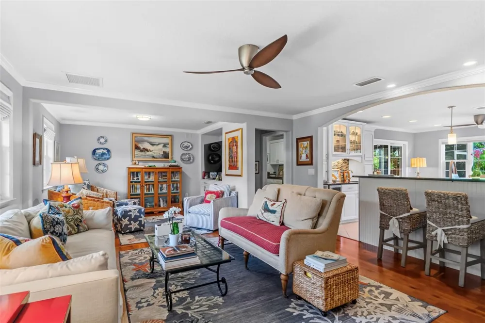 1907 MAGNOLIA STREET Sarasota, FL 34239