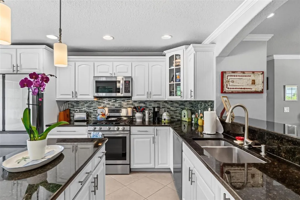 1907 MAGNOLIA STREET Sarasota, FL 34239