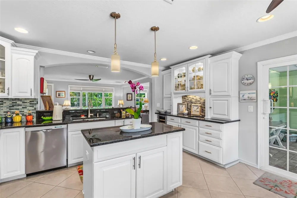 1907 MAGNOLIA STREET Sarasota, FL 34239