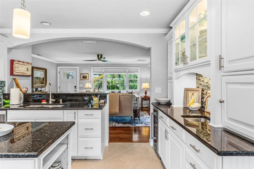 1907 MAGNOLIA STREET Sarasota, FL 34239