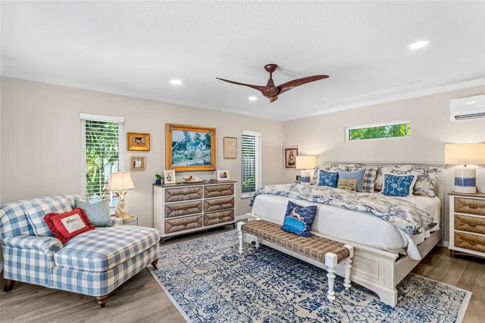 1907 MAGNOLIA STREET Sarasota, FL 34239