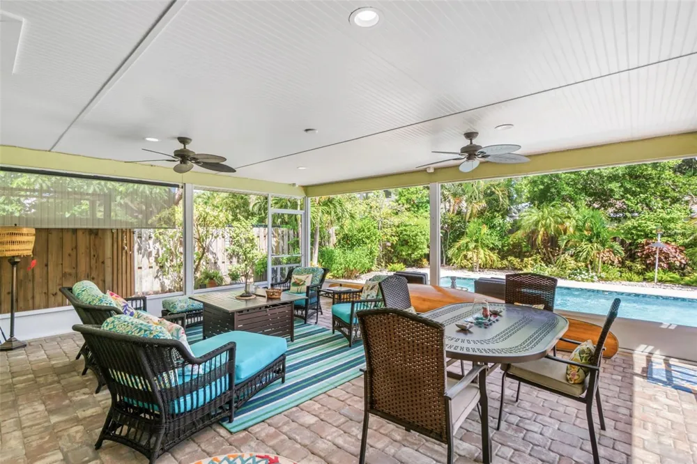 1907 MAGNOLIA STREET Sarasota, FL 34239