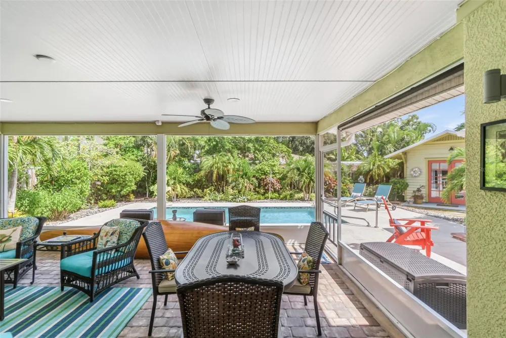 1907 MAGNOLIA STREET Sarasota, FL 34239