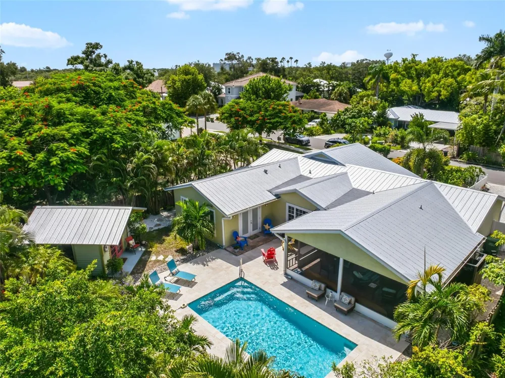 1907 MAGNOLIA STREET Sarasota, FL 34239