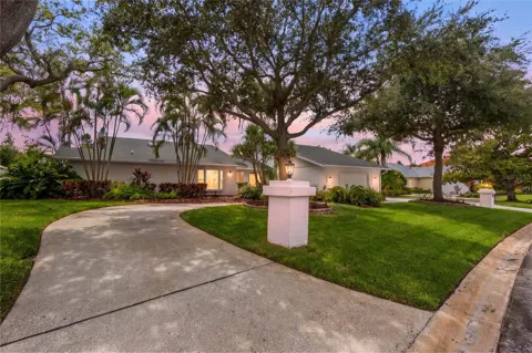 2339 KINGS POINT DRIVE