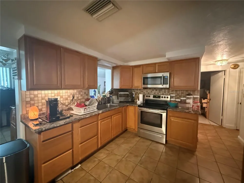 1650 AQUA LANE Holiday, FL 34691