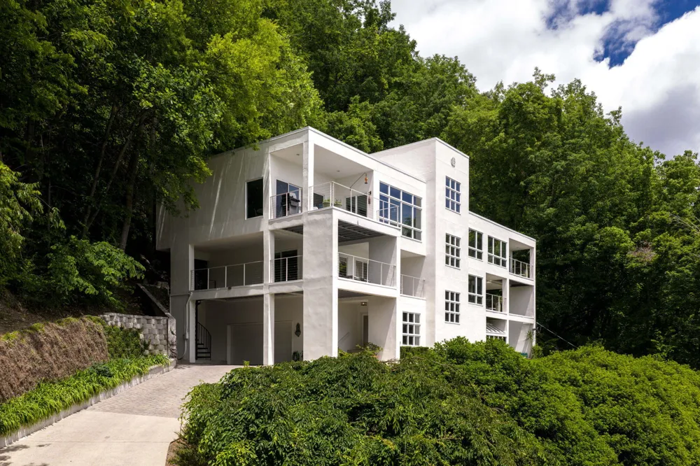 1185 Lower Brow Road Signal Mountain, TN 37377