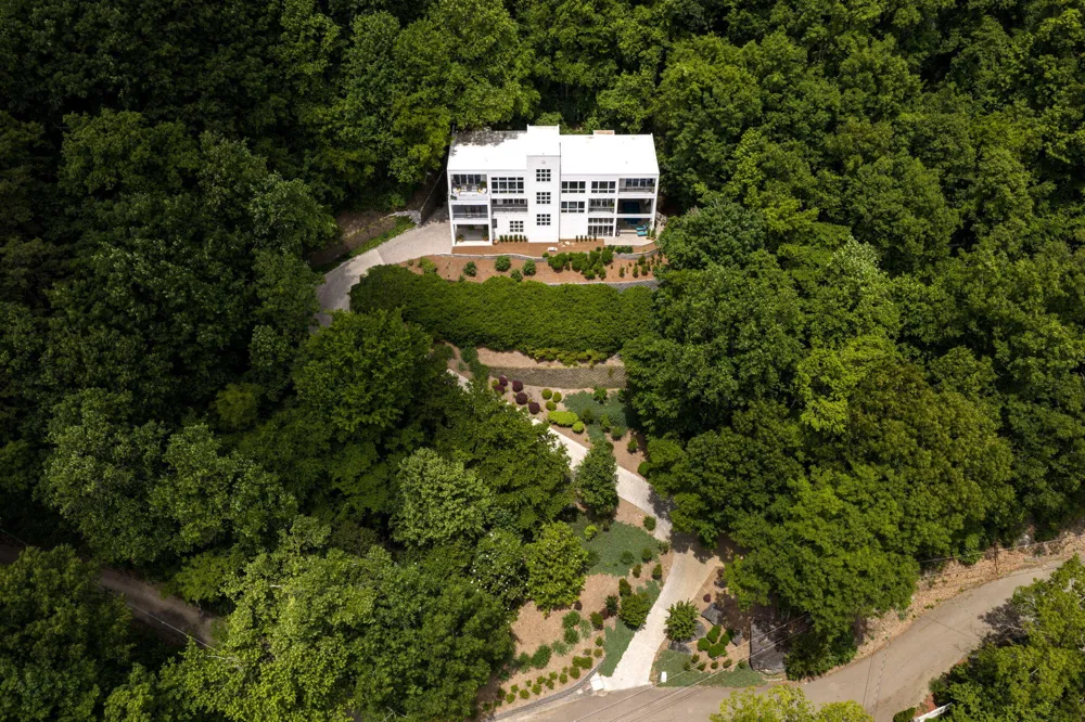 1185 Lower Brow Road Signal Mountain, TN 37377