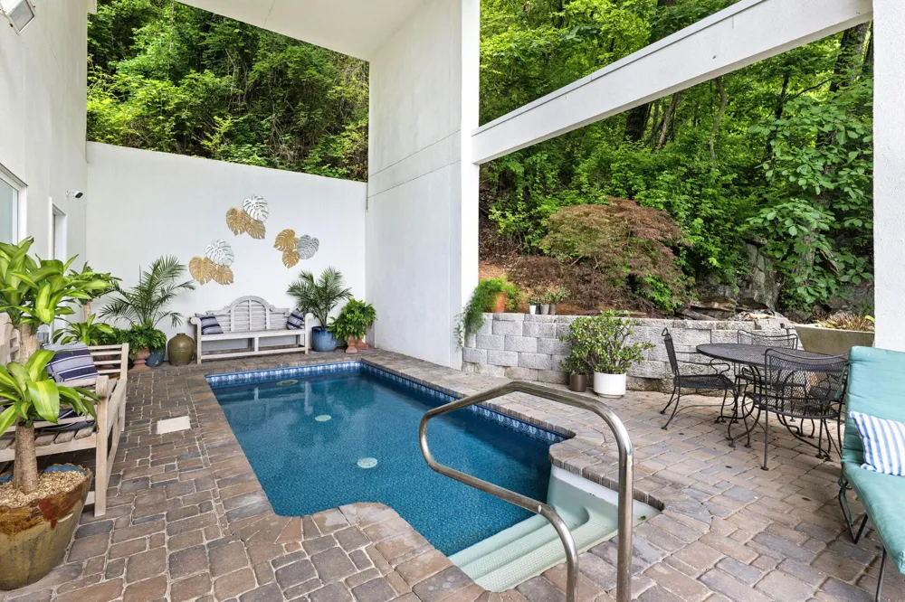 1185 Lower Brow Road Signal Mountain, TN 37377