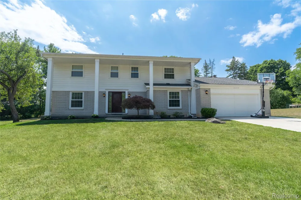 31115 Tiverton Street Farmington Hills City, MI 48331