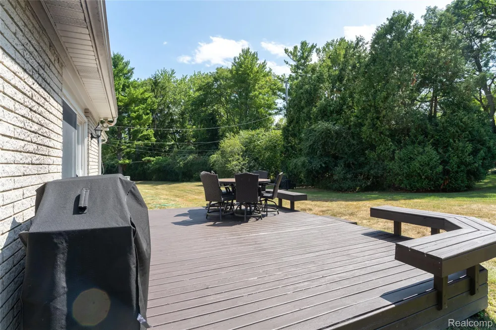 31115 Tiverton Street Farmington Hills City, MI 48331