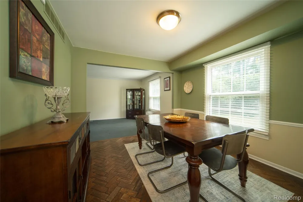 31115 Tiverton Street Farmington Hills City, MI 48331