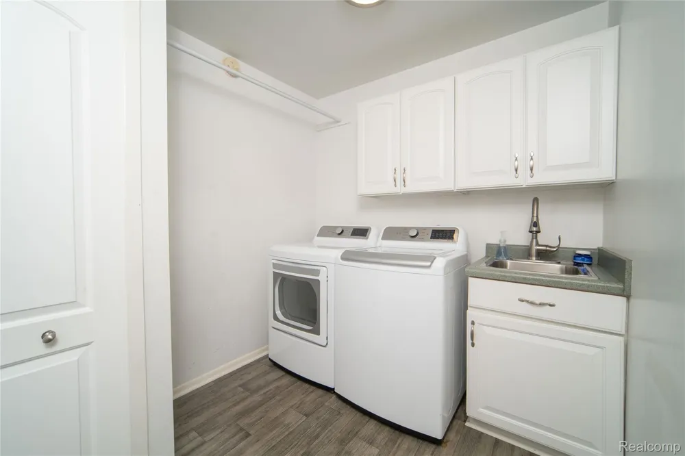 31115 Tiverton Street Farmington Hills City, MI 48331