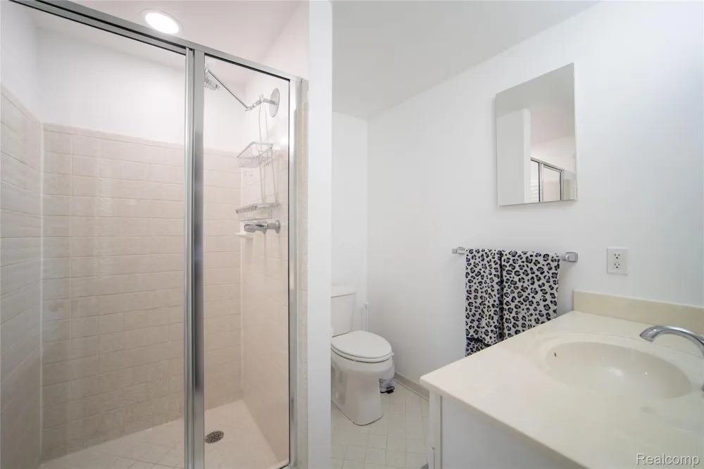 31115 Tiverton Street Farmington Hills City, MI 48331