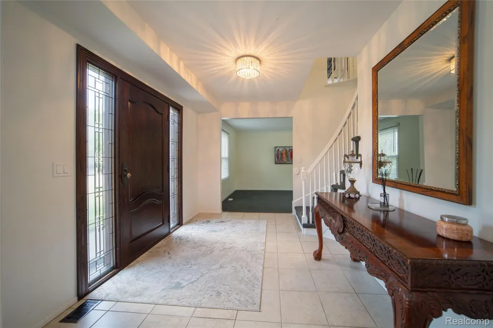 31115 Tiverton Street Farmington Hills City, MI 48331