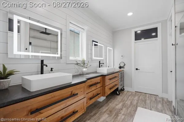 4824 Clinton Drive Independence Charter Township, MI 48346