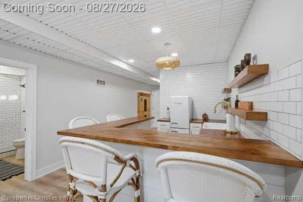 4824 Clinton Drive Independence Charter Township, MI 48346