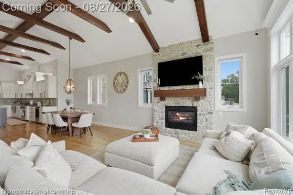 4824 Clinton Drive Independence Charter Township, MI 48346