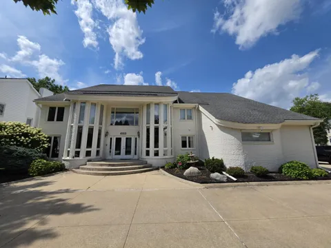 6122 Trailwood Lane