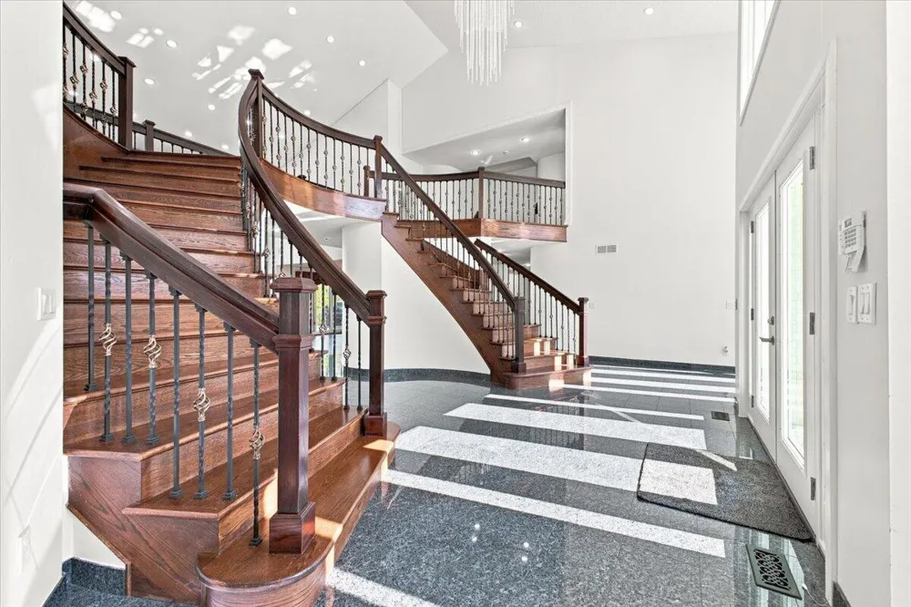 6122 Trailwood Lane West Bloomfield Charter Township, MI 48322