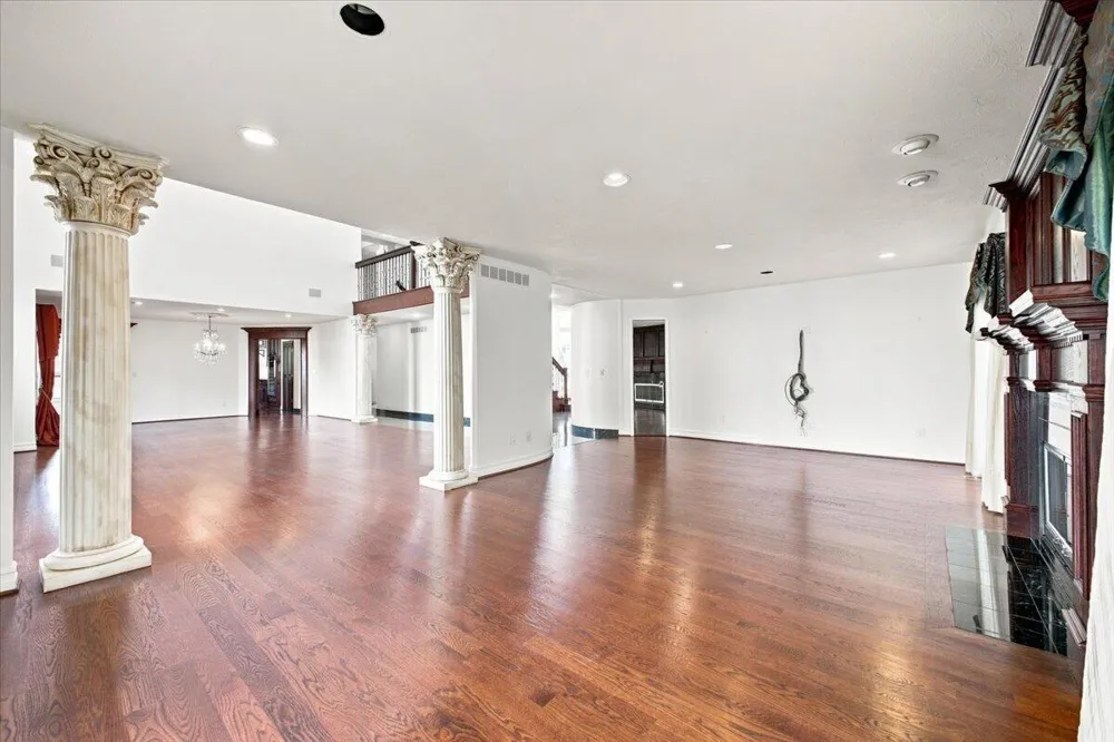 6122 Trailwood Lane West Bloomfield Charter Township, MI 48322