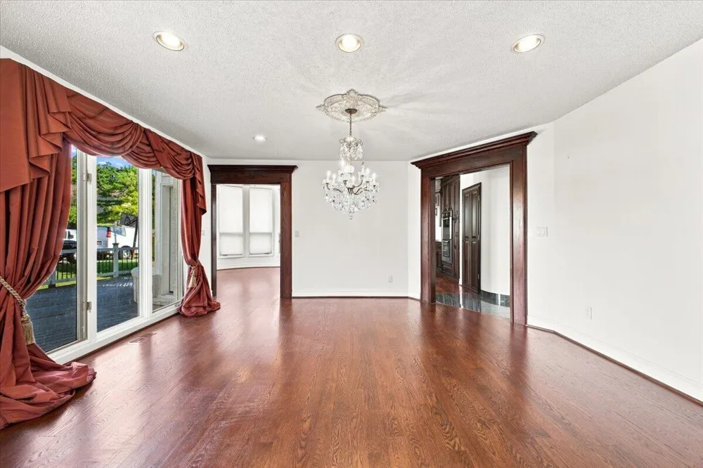 6122 Trailwood Lane West Bloomfield Charter Township, MI 48322