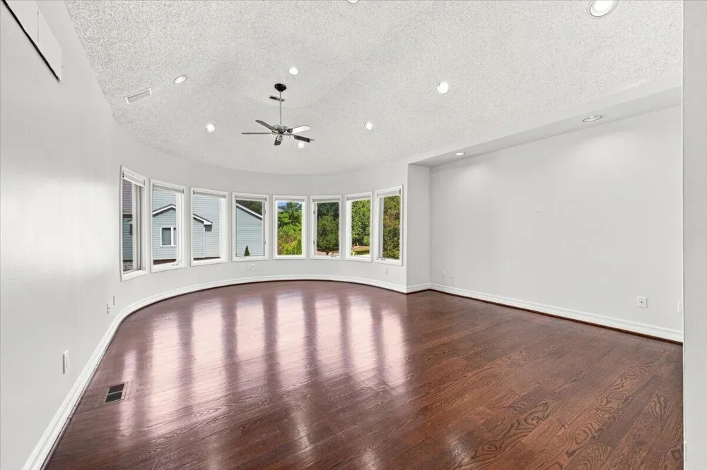 6122 Trailwood Lane West Bloomfield Charter Township, MI 48322