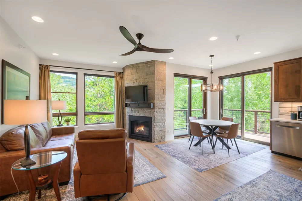 1070 Blue River Parkway #302 Silverthorne, CO 80498
