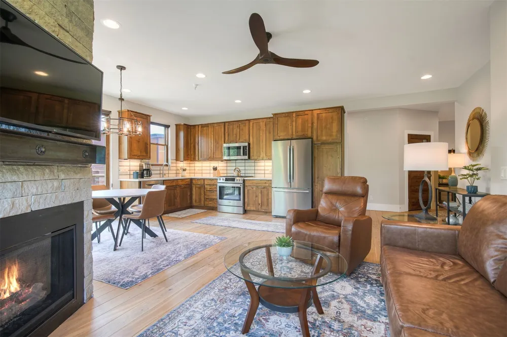 1070 Blue River Parkway #302 Silverthorne, CO 80498