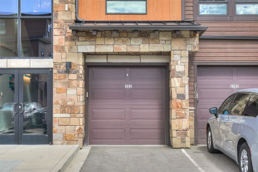 1070 Blue River Parkway #302 Silverthorne, CO 80498