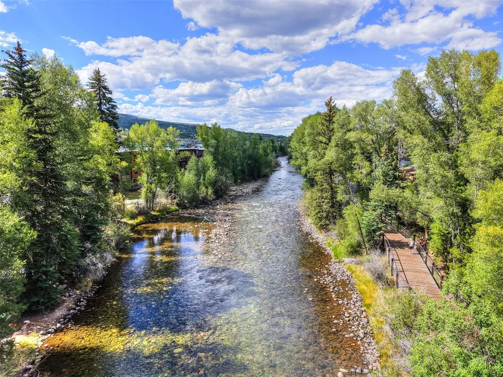 1070 Blue River Parkway #302 Silverthorne, CO 80498