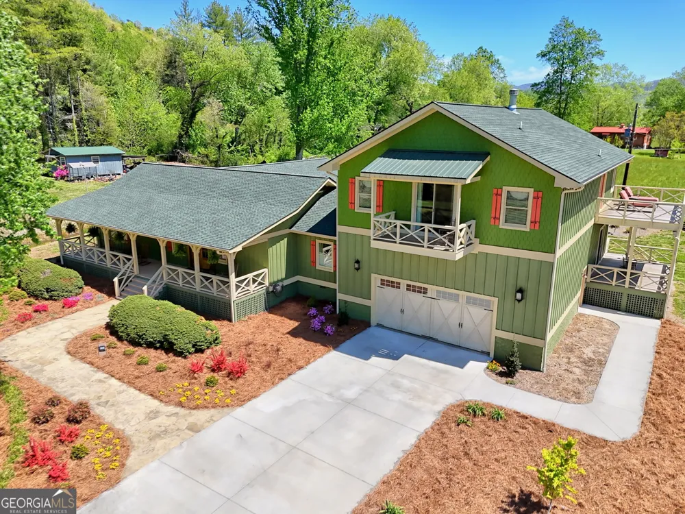784 Wolffork Church RD Rabun Gap, GA 30568