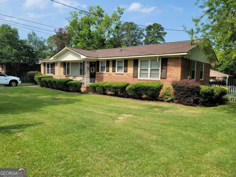 2055 Adams AVE