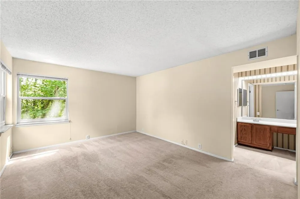 14 Dunwoody Springs Drive Sandy Springs, GA 30328
