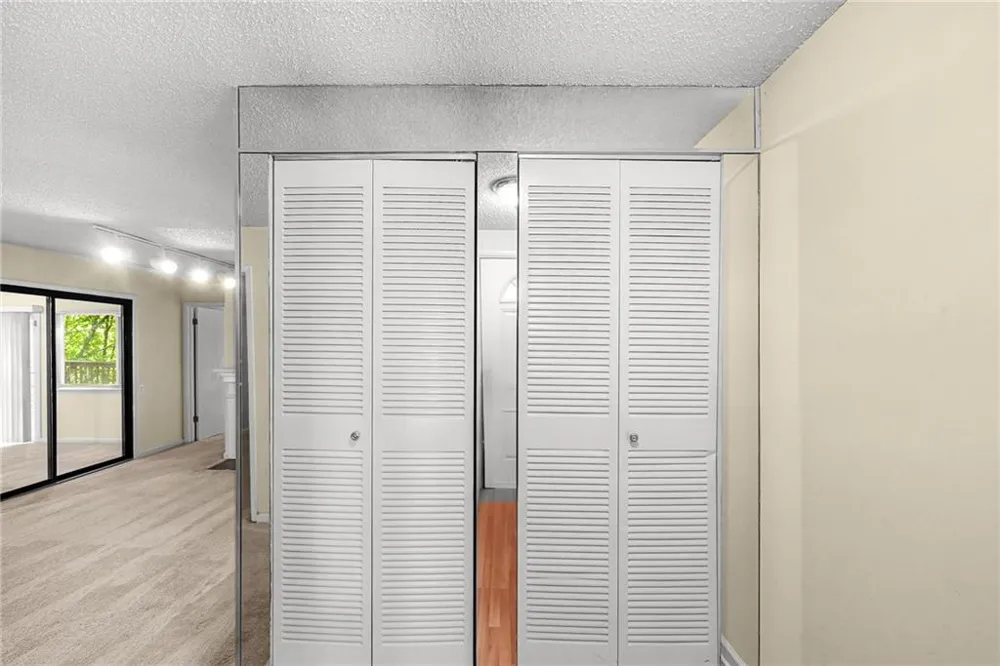 14 Dunwoody Springs Drive Sandy Springs, GA 30328