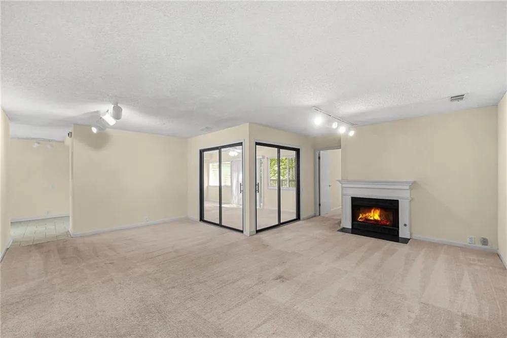 14 Dunwoody Springs Drive Sandy Springs, GA 30328