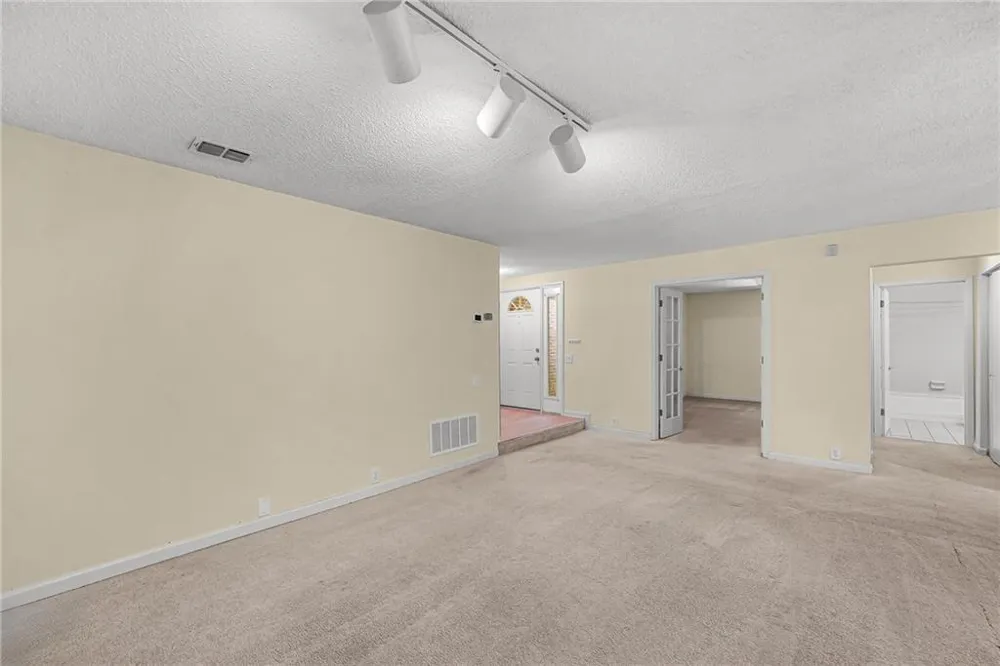 14 Dunwoody Springs Drive Sandy Springs, GA 30328