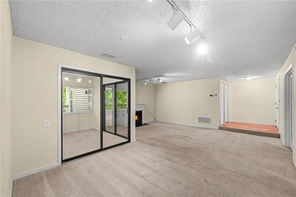 14 Dunwoody Springs Drive Sandy Springs, GA 30328