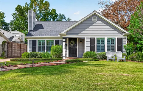 1530 Sue Barnett Drive
