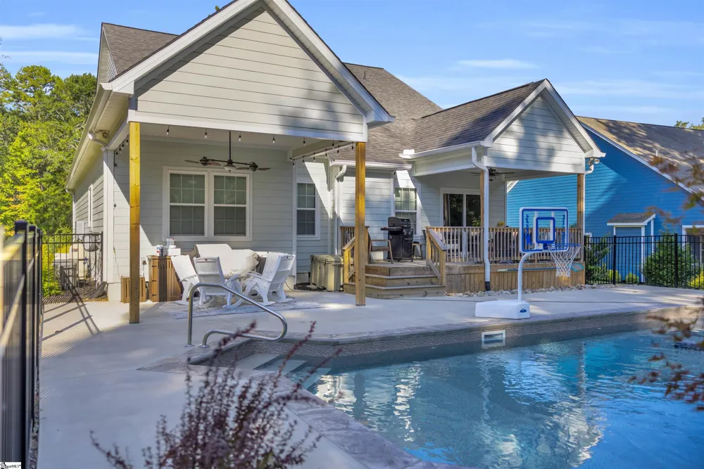 112 Portland Circle Greenwood, SC 29649