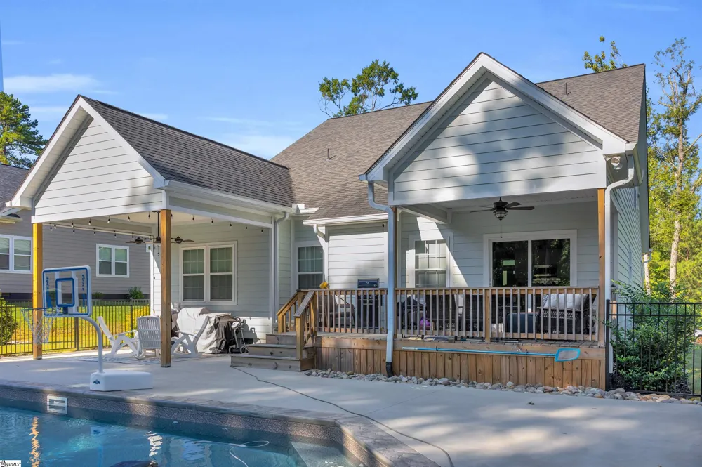 112 Portland Circle Greenwood, SC 29649