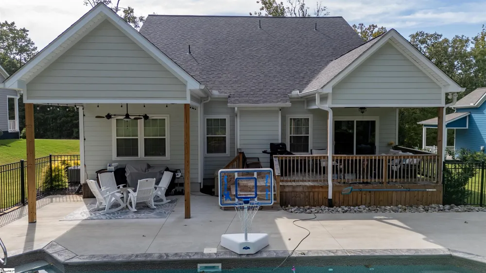 112 Portland Circle Greenwood, SC 29649